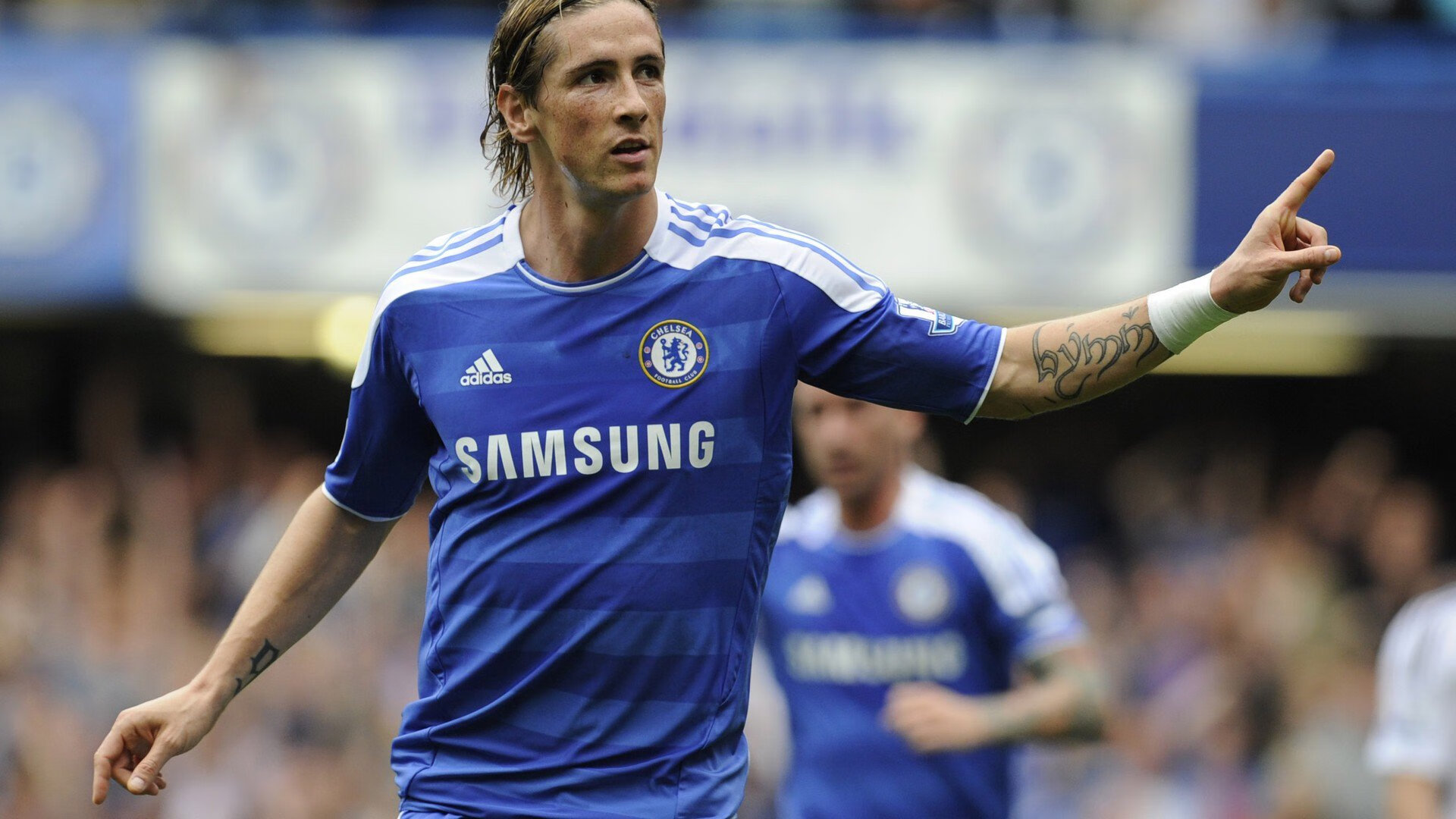 巴黎圣日耳曼继续强势领跑，希冀本赛季夺冠